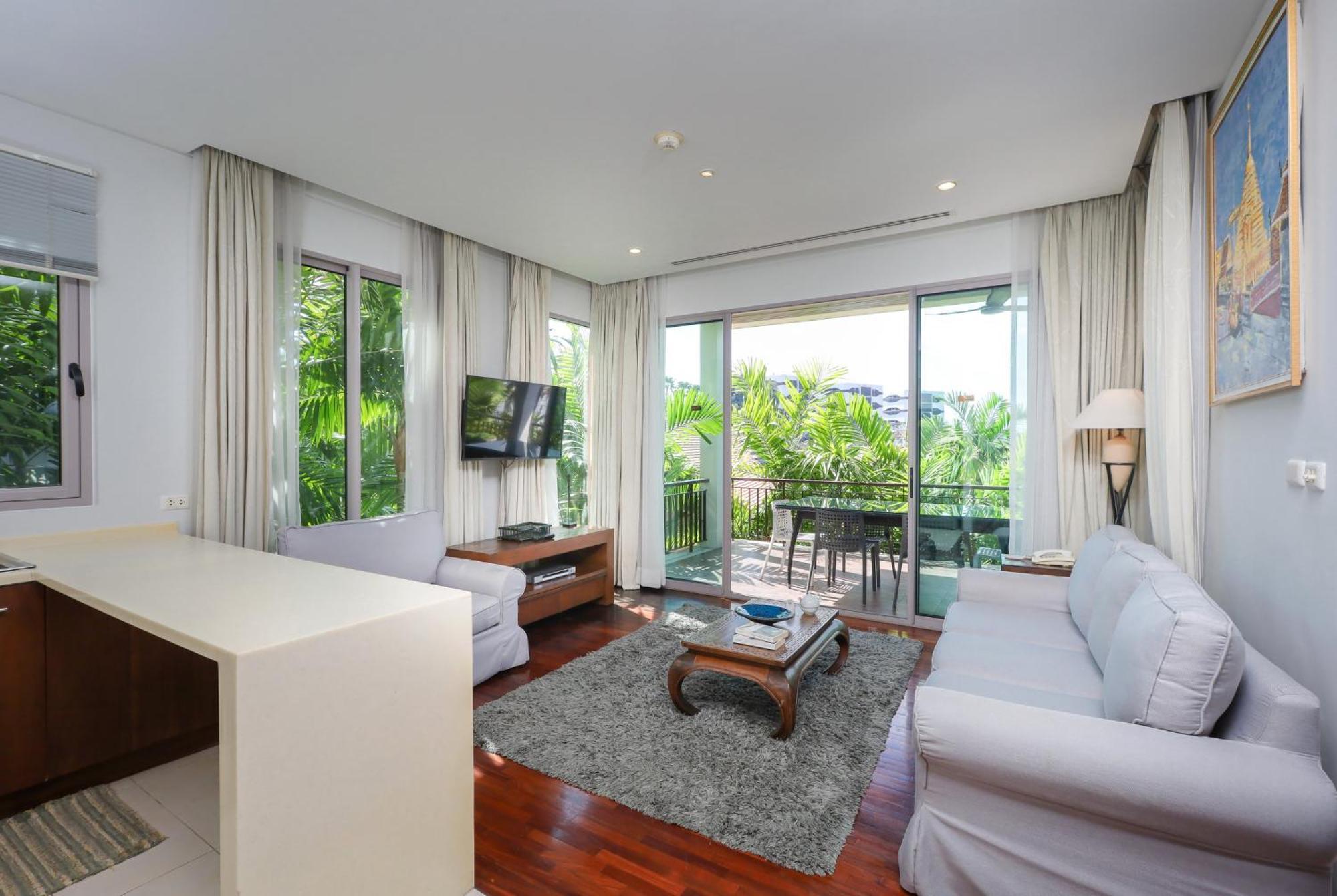 Gardens 2 Bedroom Near 3b Apartment *