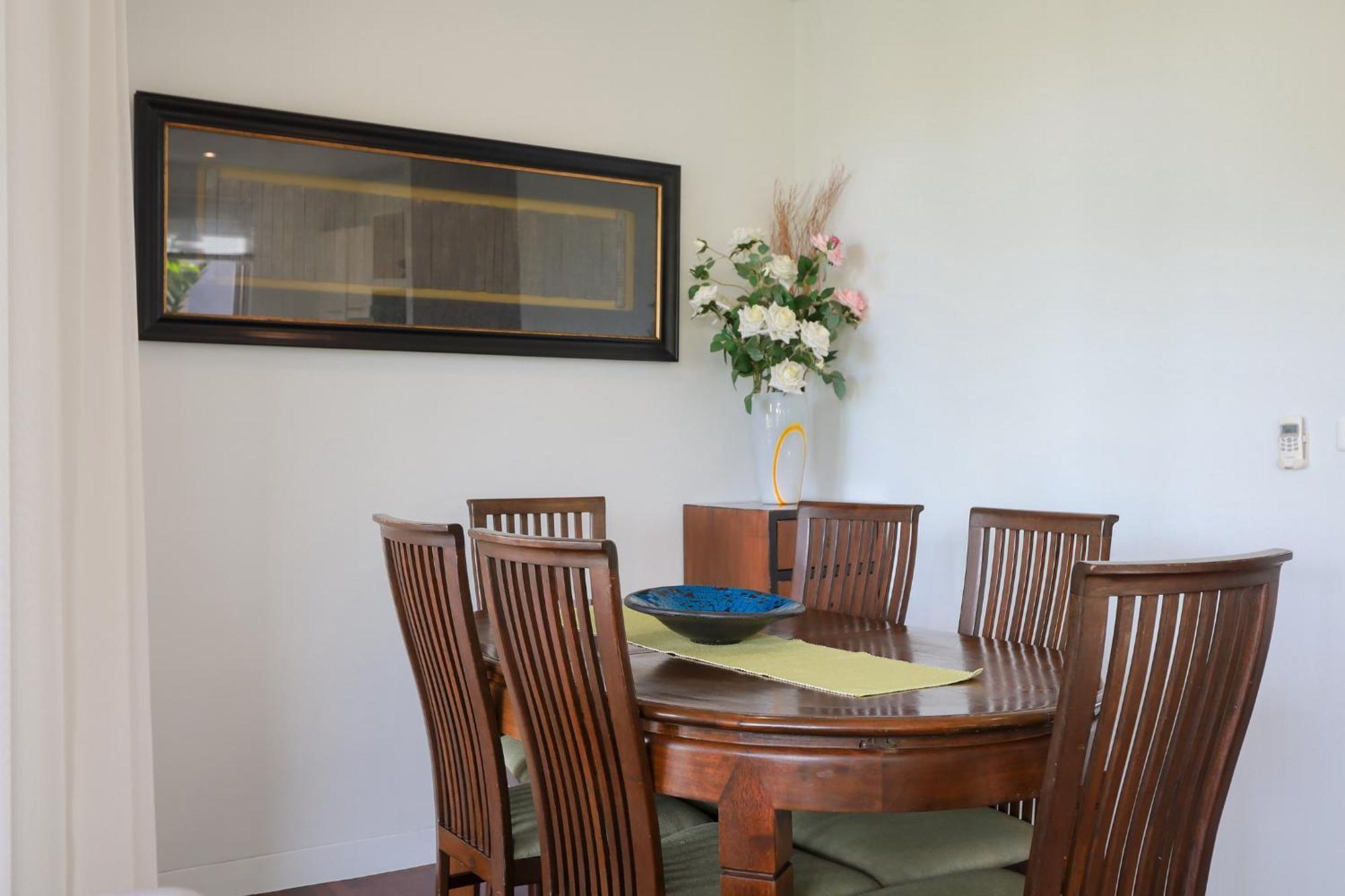 Gardens 2 Bedroom Near 3b * Kata Beach (Phuket)